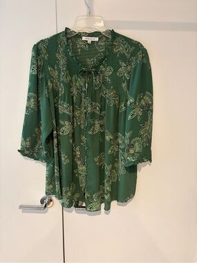 Rose & Olive Emerald Green Paisley Tie-Neck Blouse